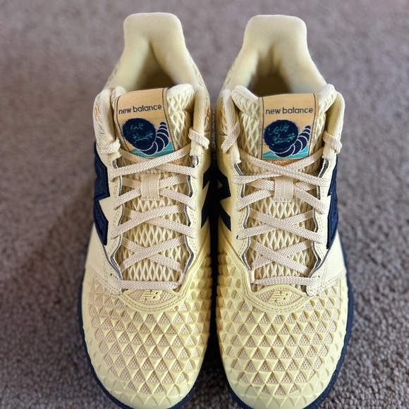 New Balance Shoes - New Balance Coco CG2 Tennis Shoes - Size W 8w / M 6.5W (very lightly used)